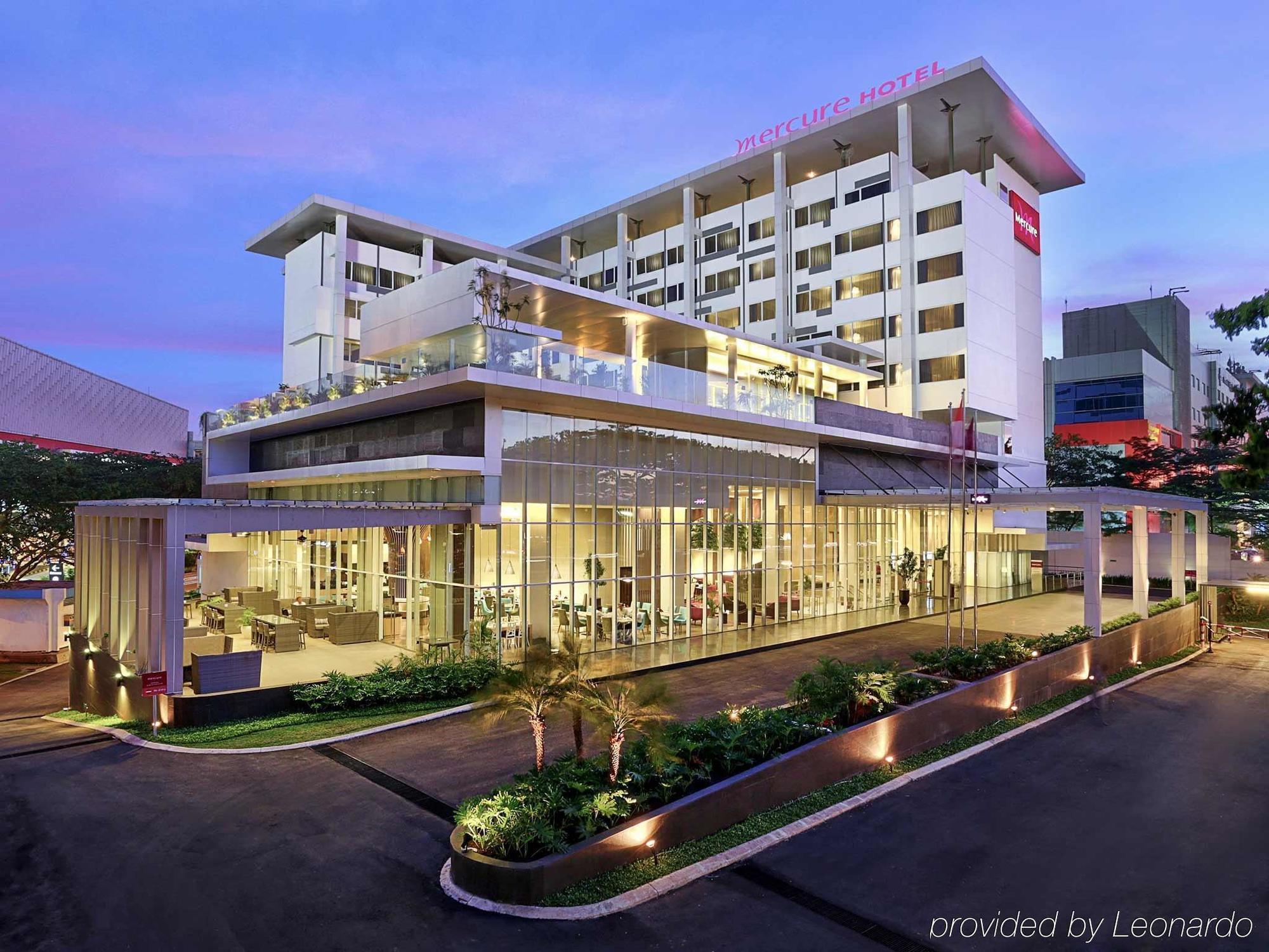 Mercure Serpong Alam Sutera Hotel Exterior photo